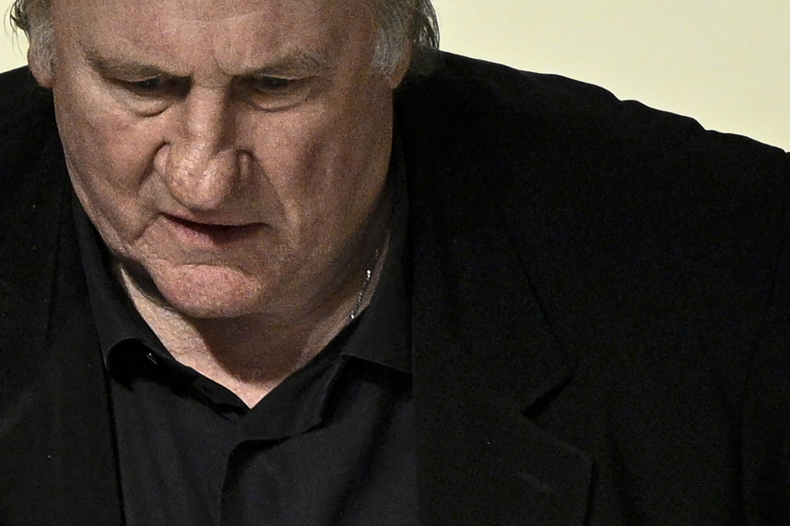¡Agresión sexual! Gérard Depardieu habló culpable