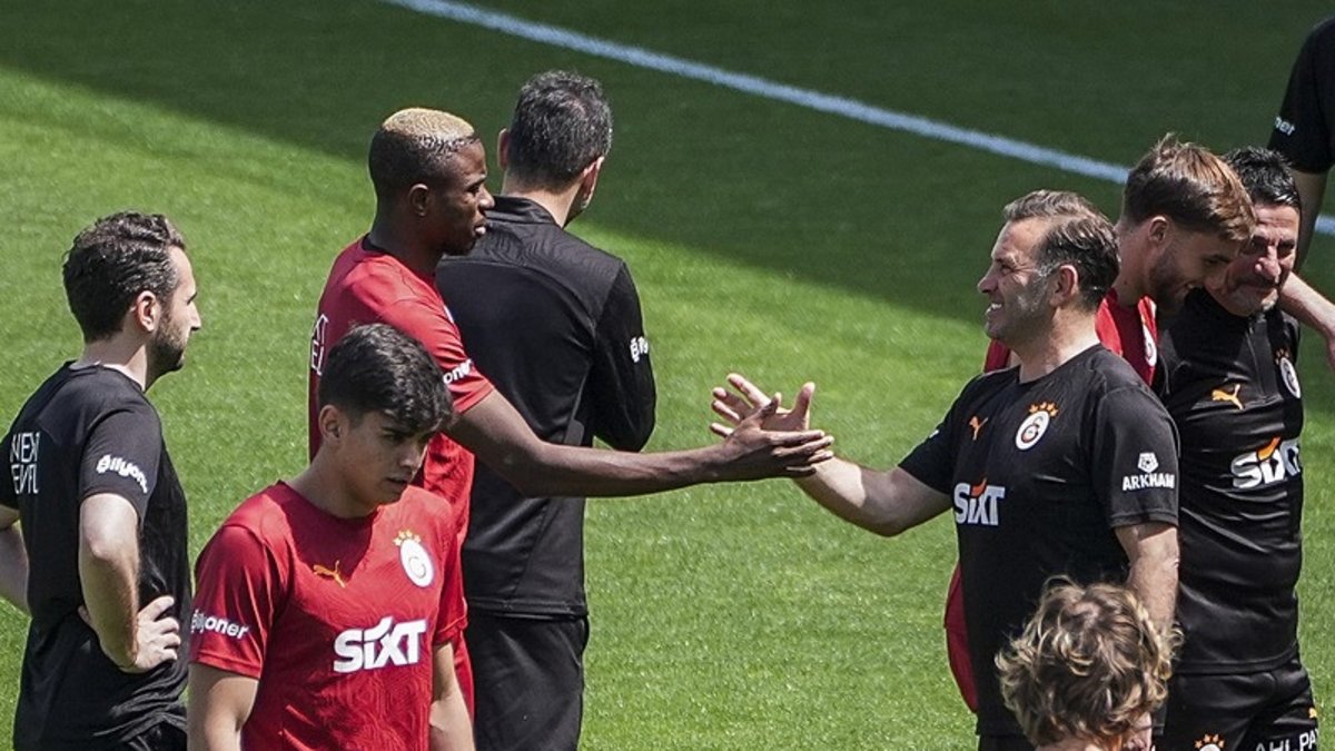 ¡El personal del campamento de Match Göztepe de Galatasaray anunció!