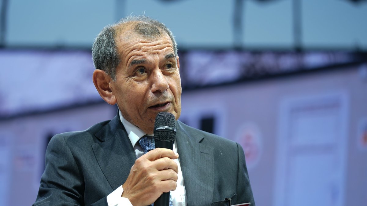 ¡El presidente de Galatasaray, Dursun Özbek, anunció! ¿Se está quedando