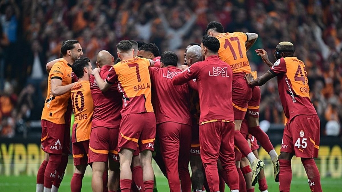 ¡Enviando desde Galatasaray a Fenerbahçe! Aquí está que compartir