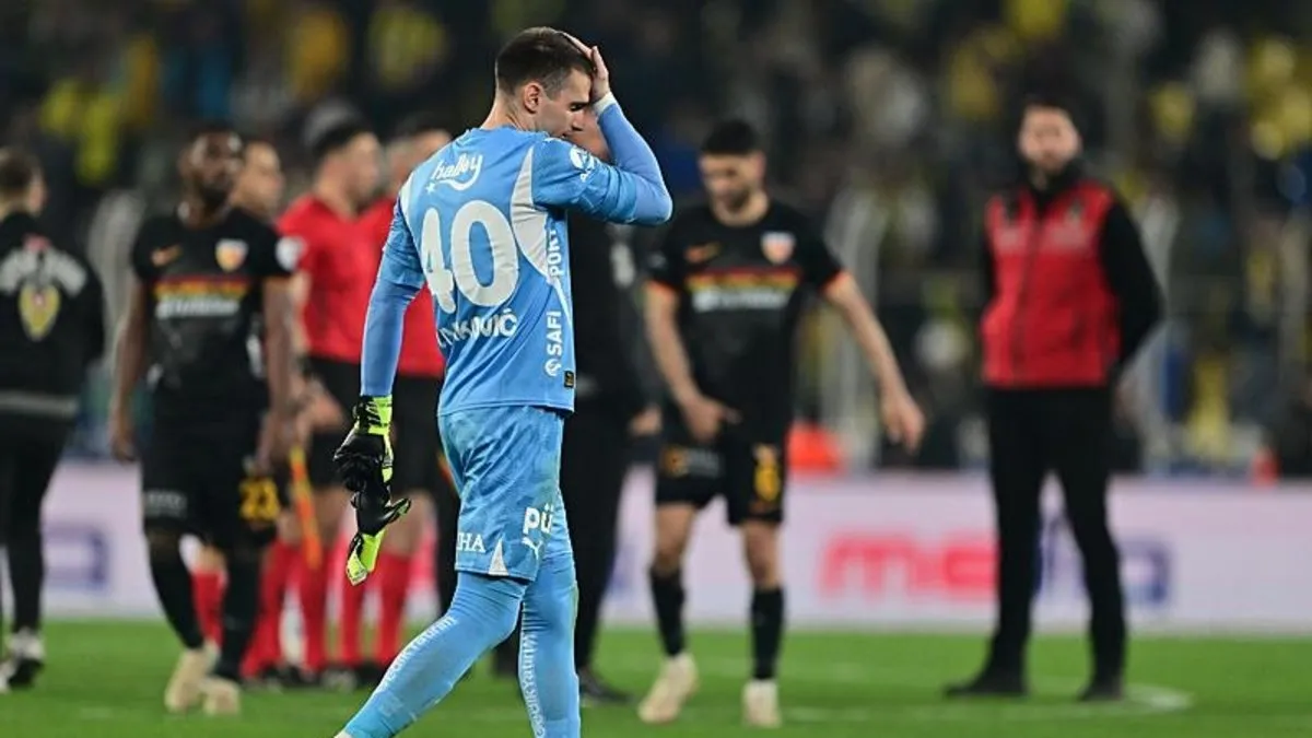 ¡Super Star de Fenerbahçe al castillo!