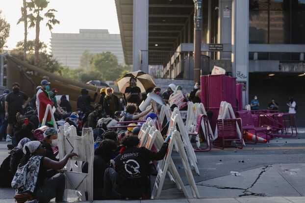 Manifestantes en barricadas