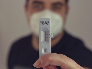 Covid-19: nuevo variant, vacunación insuficiente... ¿por qué las autoridades sanitarias