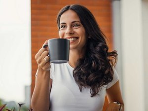 Ola de calor: ¿el café y el té pueden reemplazar