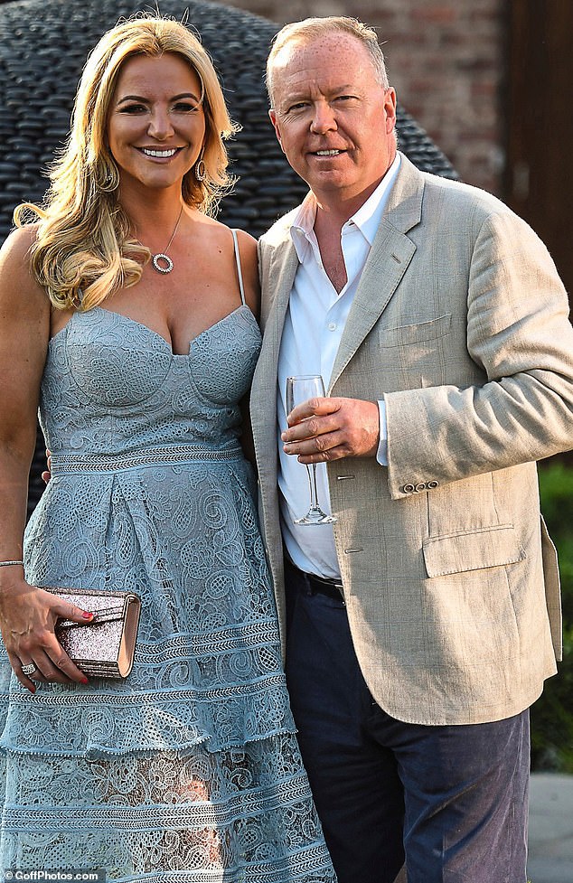 A medida que Michelle Mone y Doug Barrowman comienzan a