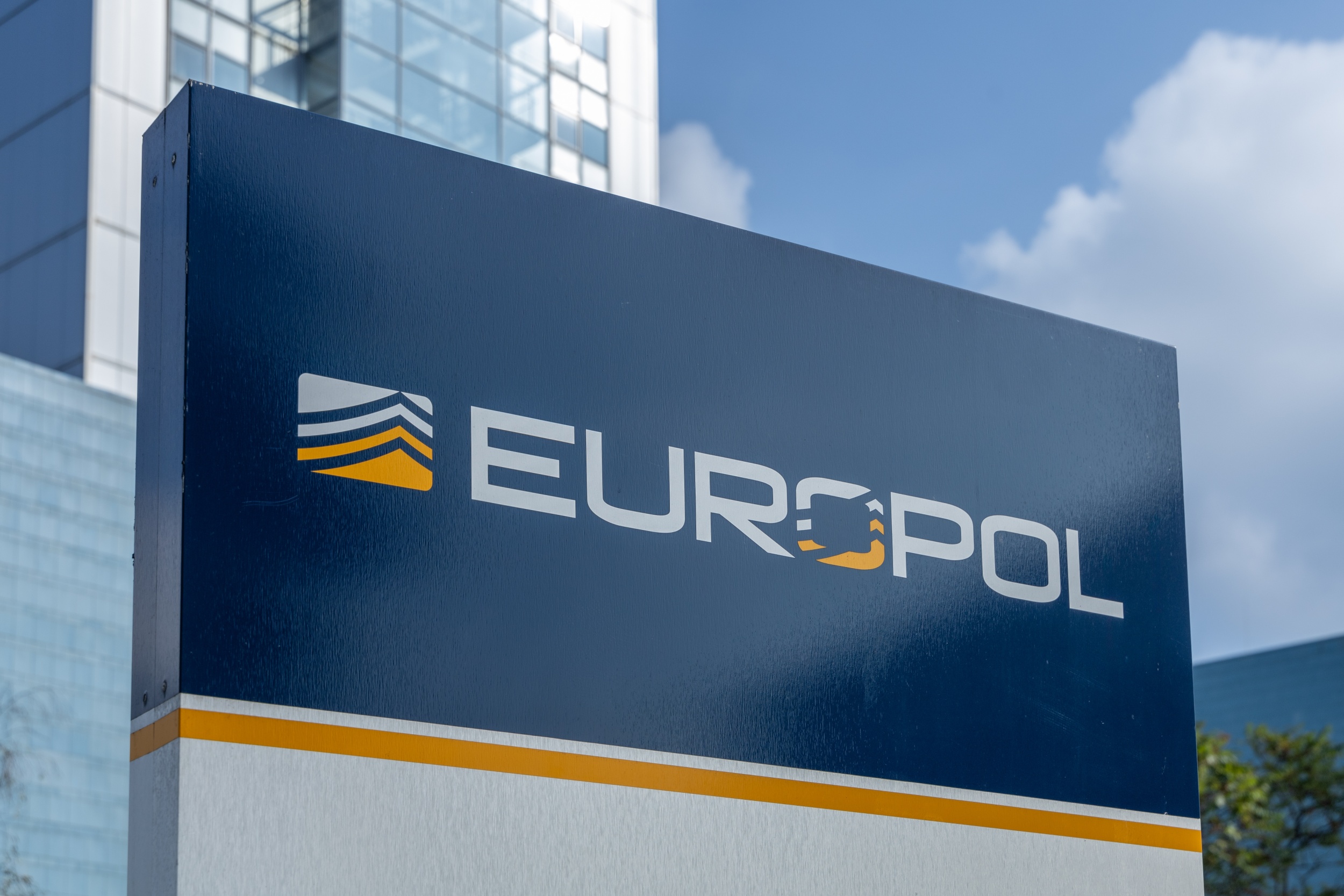 Además de apuntar a los contenidos cifrados, Europol ahora quiere