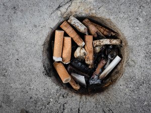Aumento del gas, prohibición de cigarrillos y trabajo bajo la