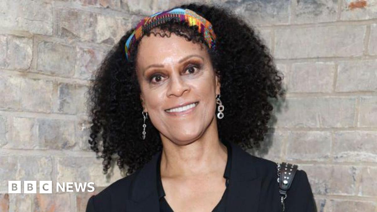 Bernardine Evaristo 'asombrada' por recibir el Premio de Mujeres por
