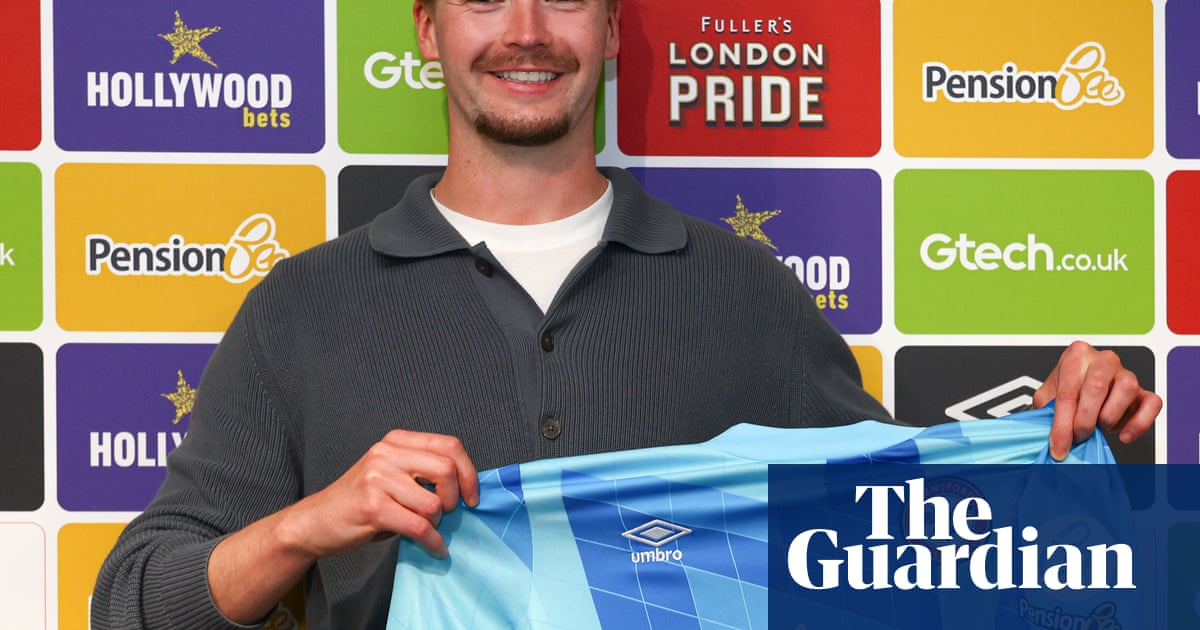 Caoimhín Kelleher completa su traspaso de £18 millones de Liverpool