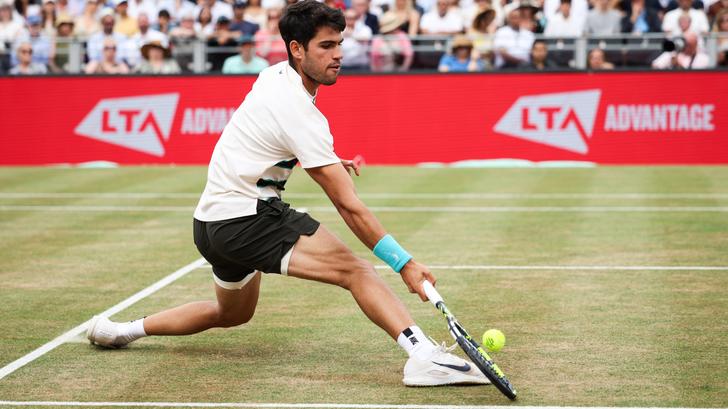 Carlos Alcaraz está listo para Wimbledon, como lo demuestra este