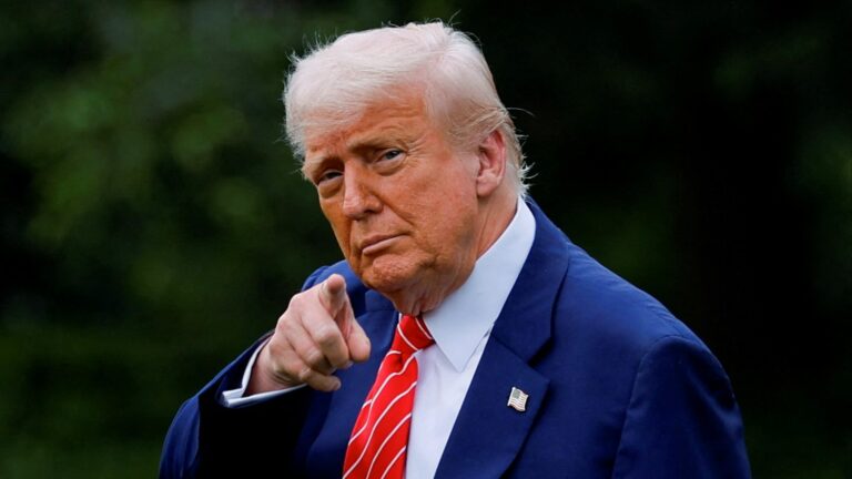 Donald Trump ordena aranceles del 50% sobre el acero y