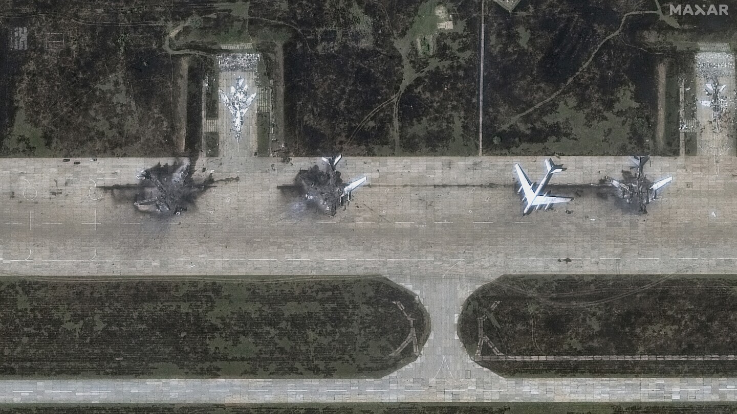 El ataque con drones de Ucrania a bases aéreas rusas