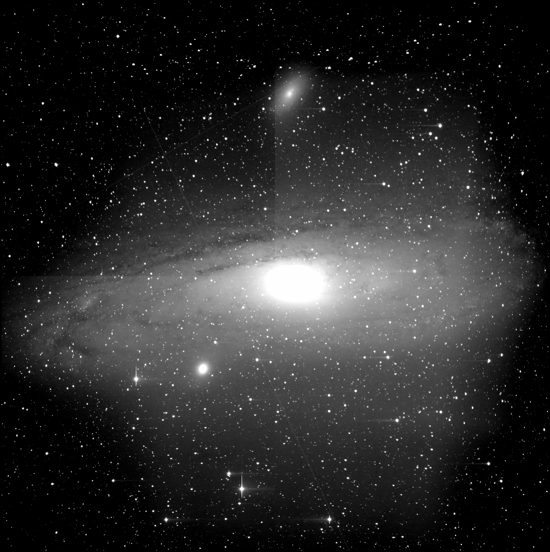 El nuevo cazasteroides de la ESA abre su ojo al