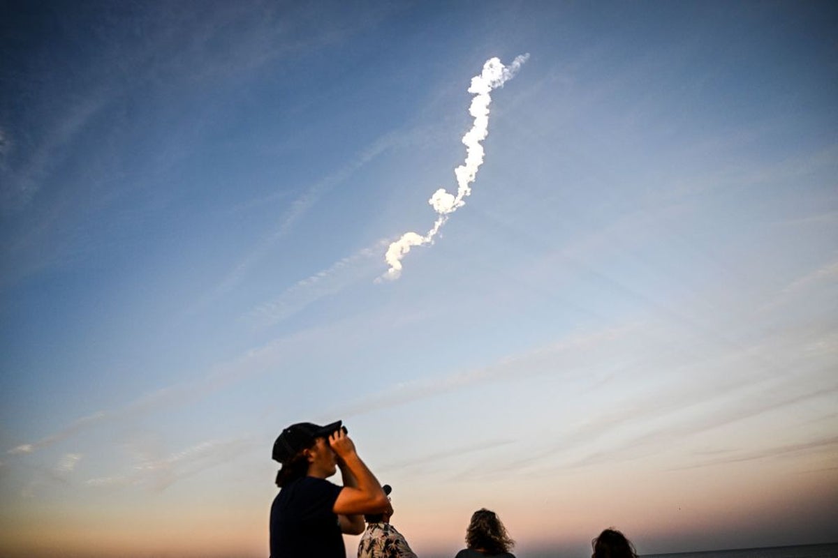El sol está haciendo que los satélites Starlink de Elon