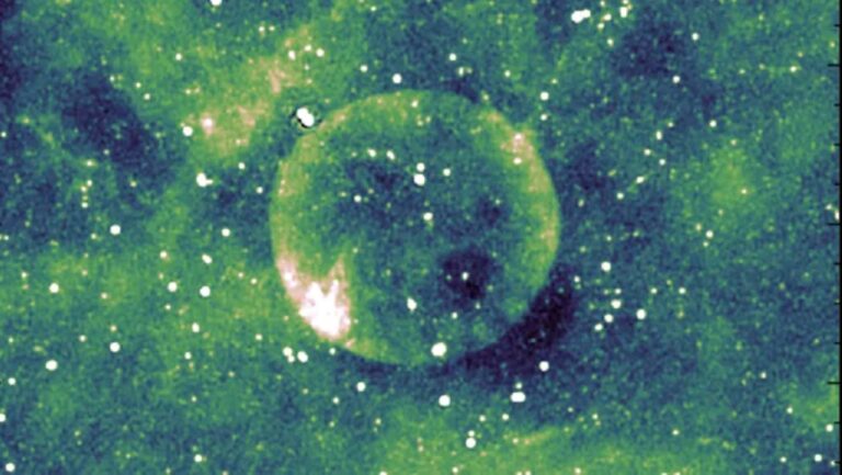 Esfera misteriosa llamada Teleios encontrada flotando en la Vía Láctea.
