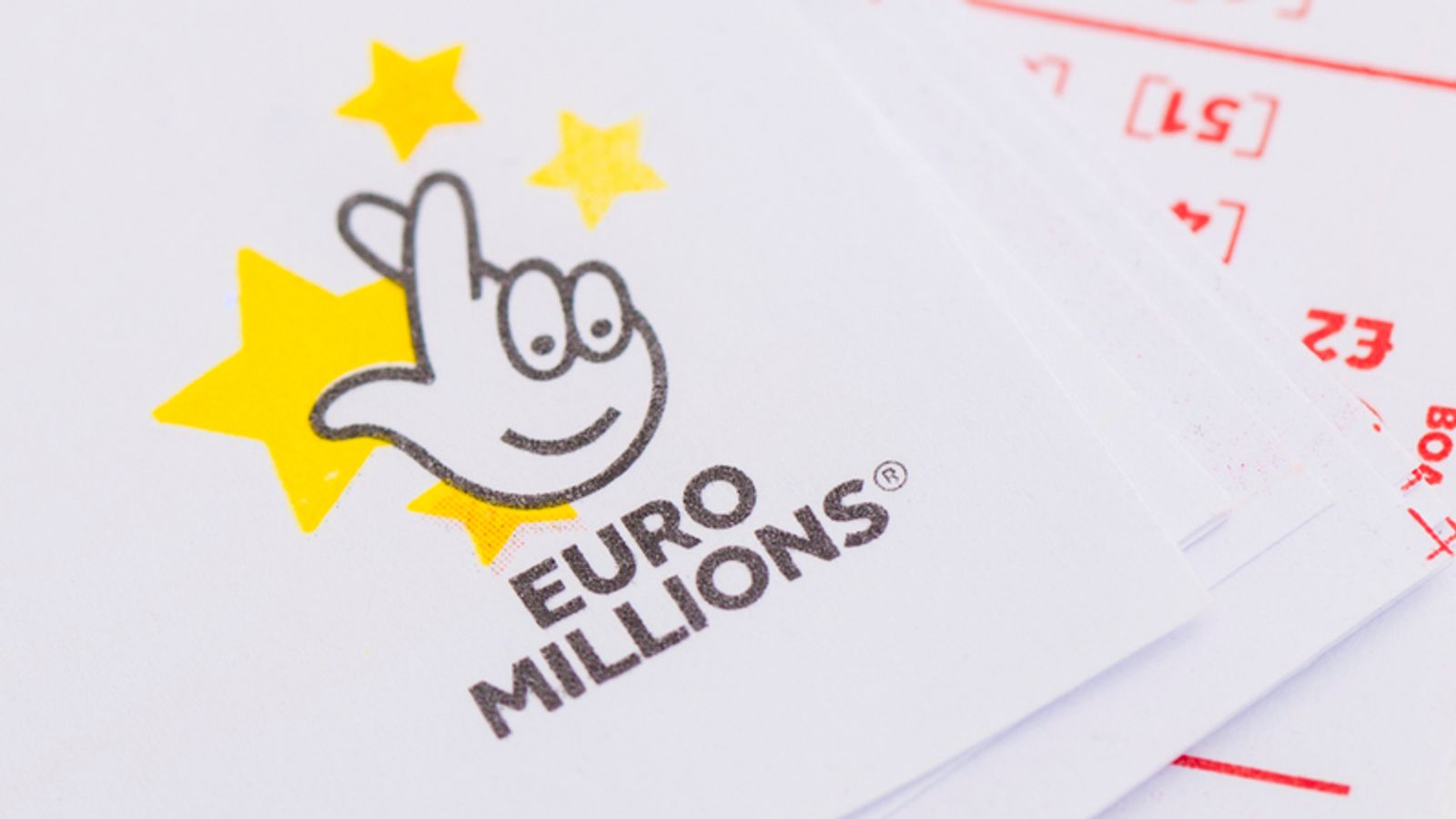 EuroMillones: el mayor premio de lotería del Reino Unido sigue
