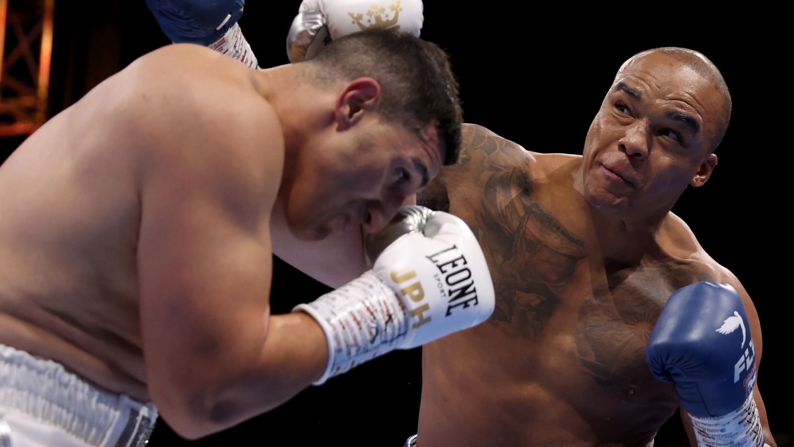 Fabio Wardley vence a Justis Huni con un impresionante nocaut