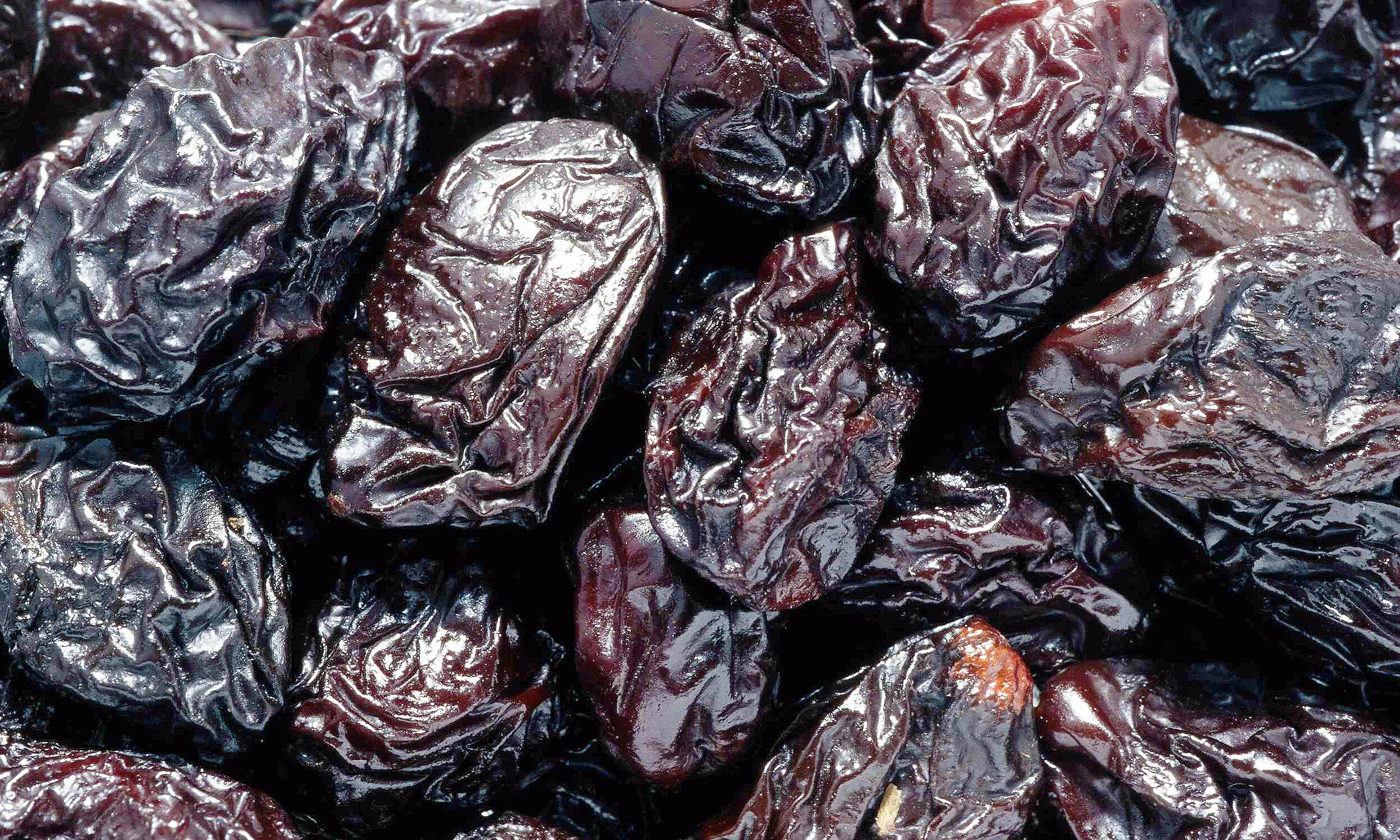 Fruta alta en proteínas fortalece músculos y huesos en personas