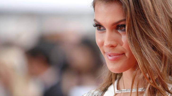 Iris Mittenaere denuncia "comentarios engañosos" y presenta una demanda.