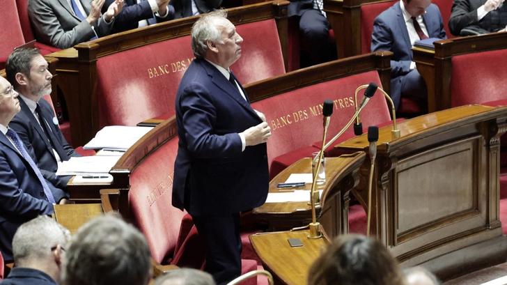 La Asamblea aprueba el proyecto de ley de "simplificación" y