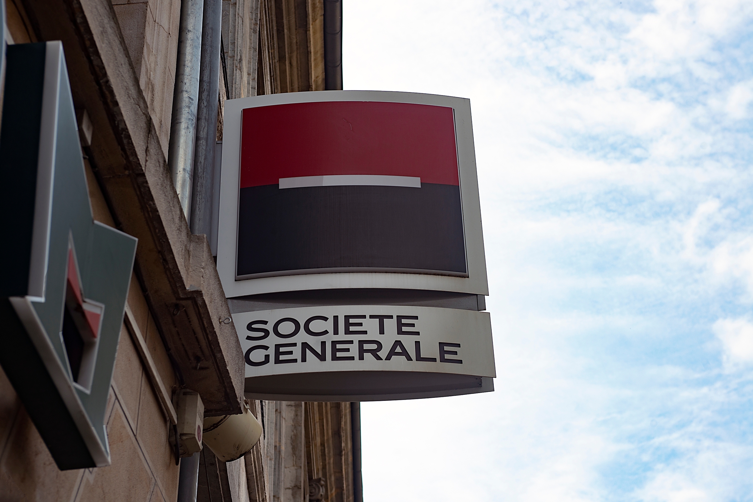 La Société Générale lanza un stablecoin respaldado por el dólar.