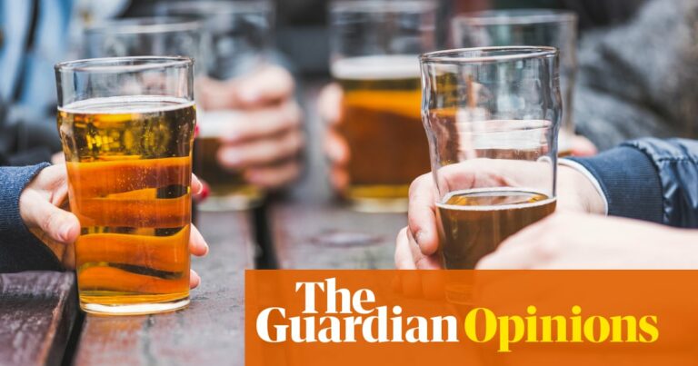 La opinión de The Guardian sobre el alcohol y la