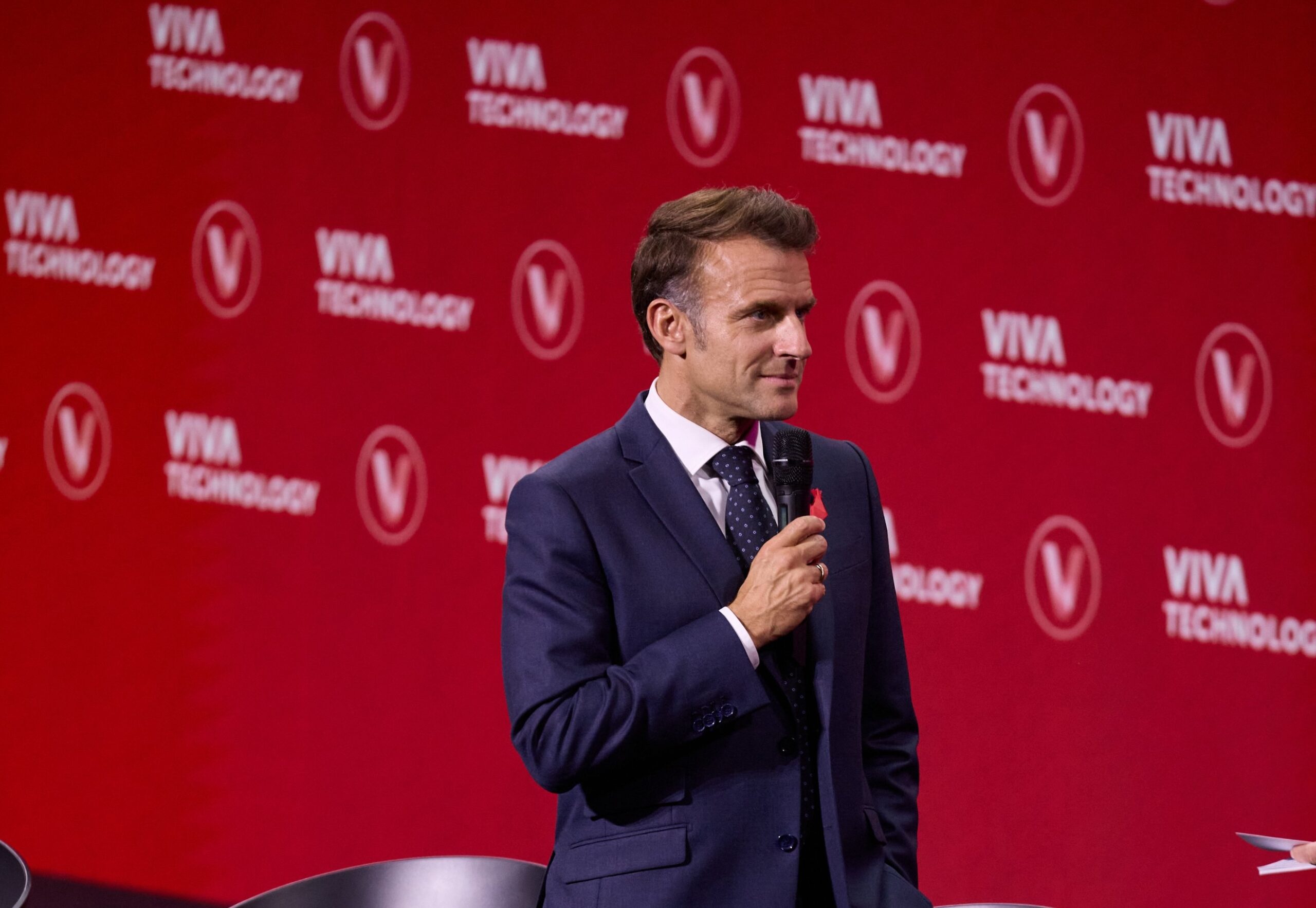 Macron quiere atraer a TSMC y Samsung para fabricar en