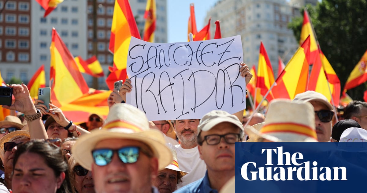 Miles protestan en Madrid contra el gobierno de Pedro Sánchez