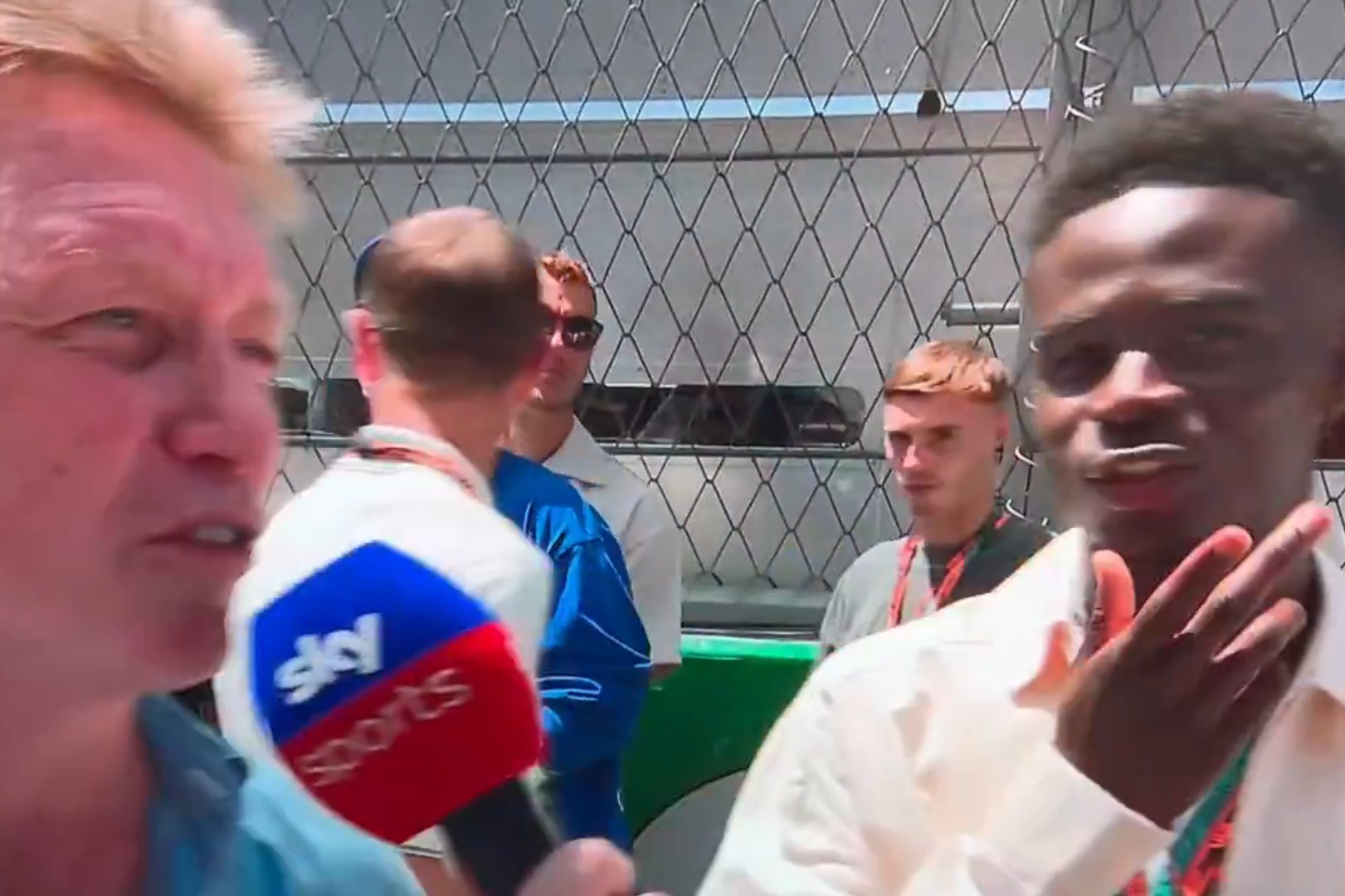 "No es muy amigable" - Bukayo Saka rechaza la entrevista