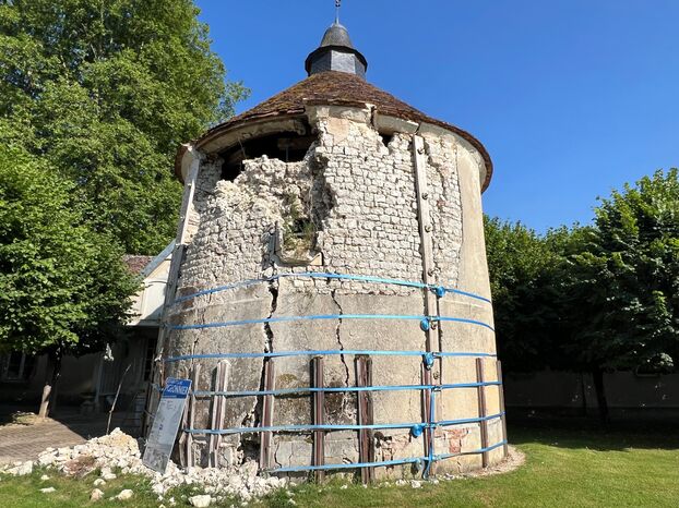 « No solo restauramos piedras »: el palomar de un