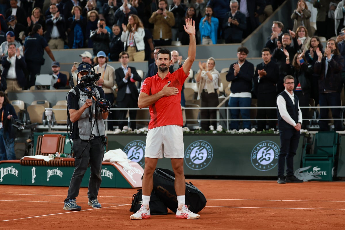 Novak Djokovic ve el final mientras Jannik Sinner subraya la