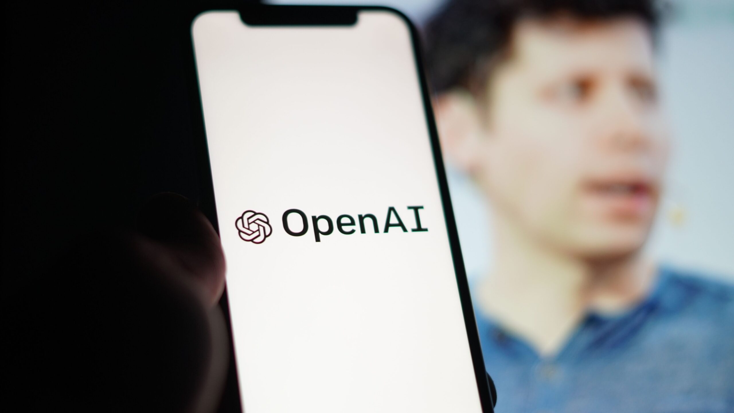 OpenAI abre su chequera para retener a sus mejores talentos,