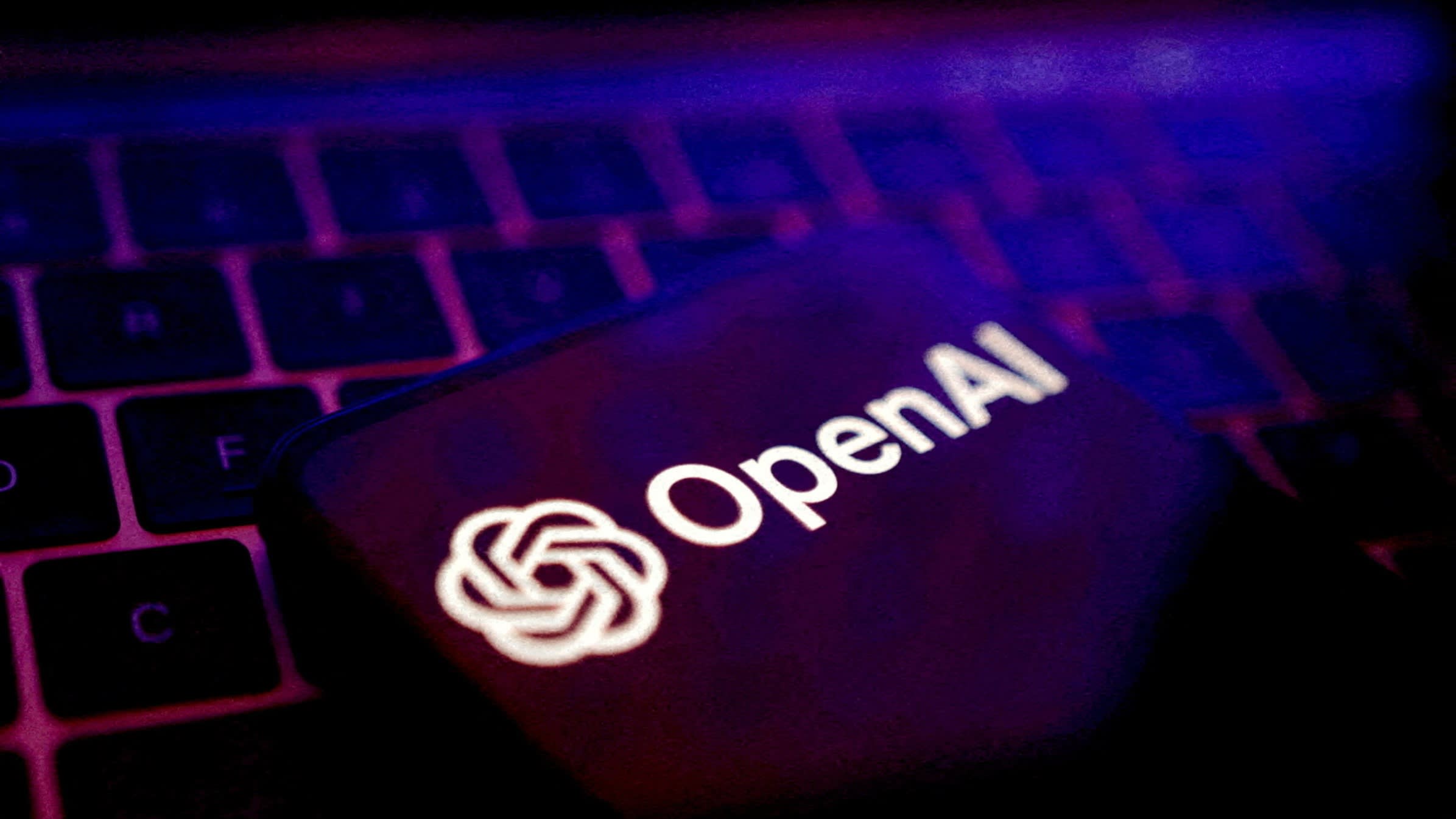 OpenAI espera que los ingresos por suscripción casi dupliquen a