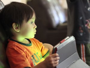 Prohibición de pantallas para niños menores de 3 años: lo