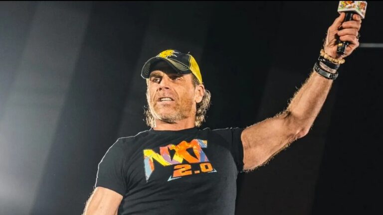 Salida pendiente de WWE oficialmente un agente libre.