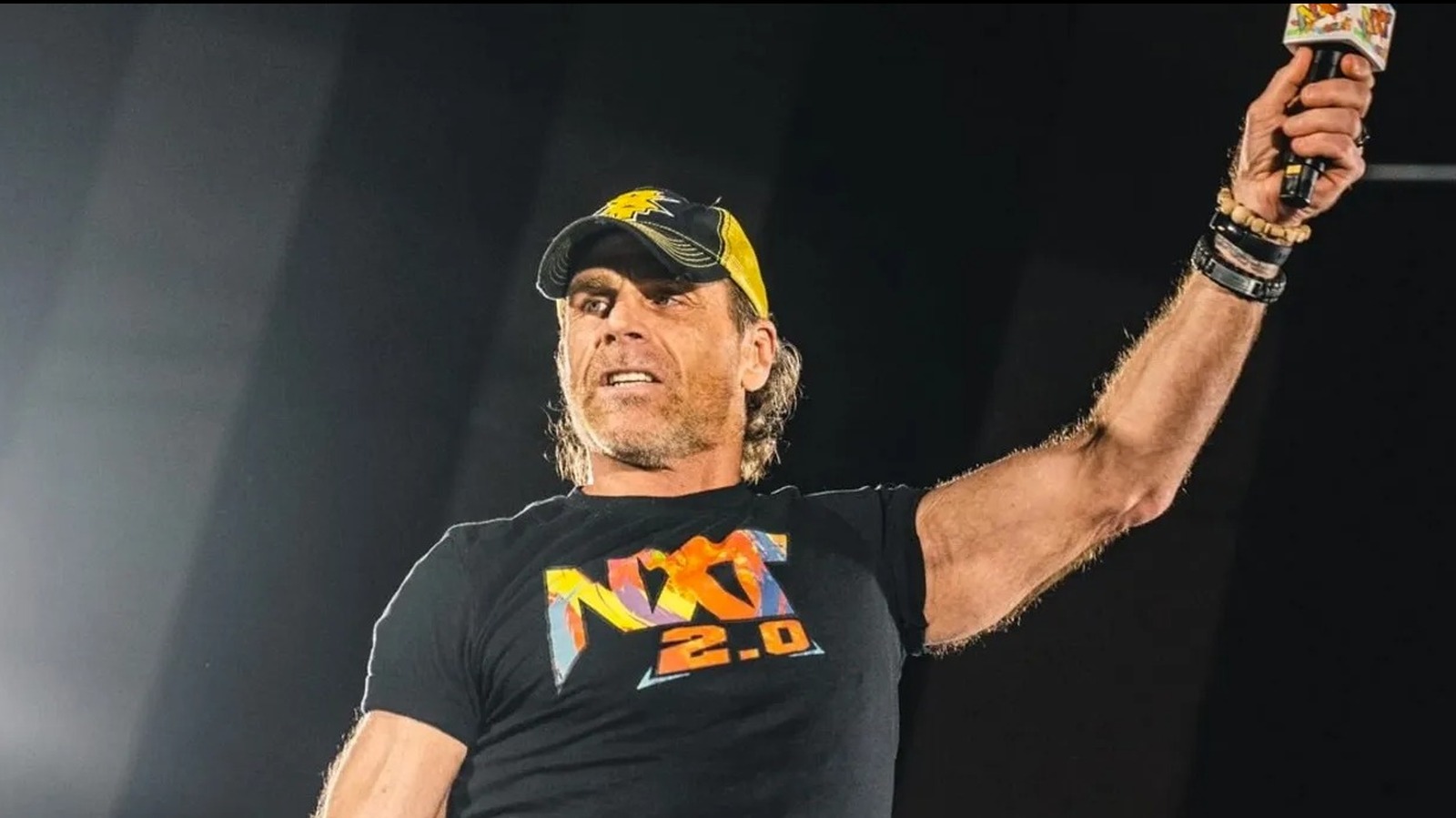 Salida pendiente de WWE oficialmente un agente libre.