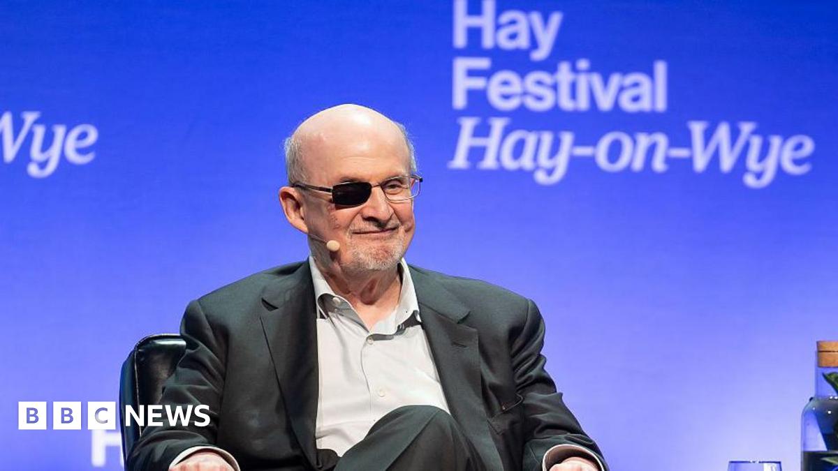 Salman Rushdie afirma que está "superando" el ataque con cuchillo.