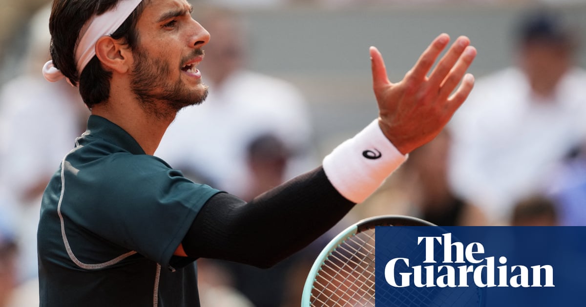 Tiafoe desconcertado tras la fuga de castigo de Musetti por