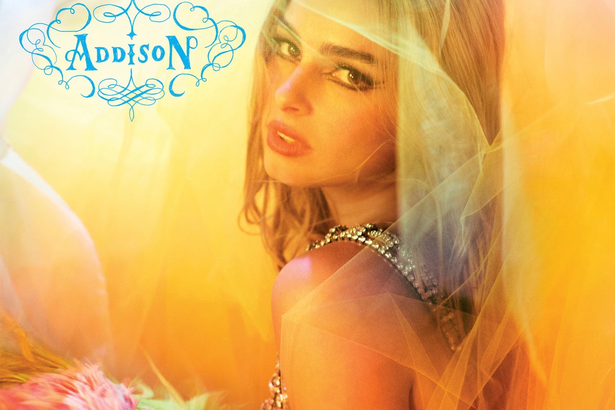 reseña musical: En 'Addison' de Addison Rae, nace una nueva
