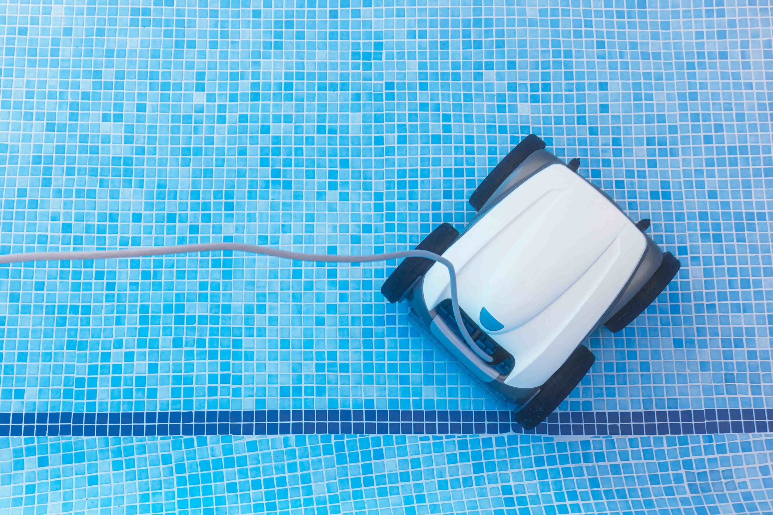 ¿Cuáles son los mejores robots de piscina? Comparativa 2025