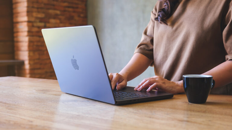 ¿Un Mac totalmente nuevo y ya actualizado en su caja?