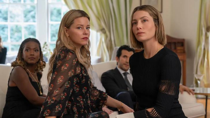 Elizabeth Banks y Jessica Biel en 'The Better Sister'