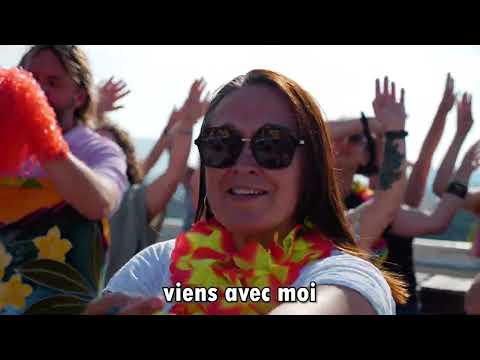 Collares de flores, música exótica, vista del viaducto de Millau…