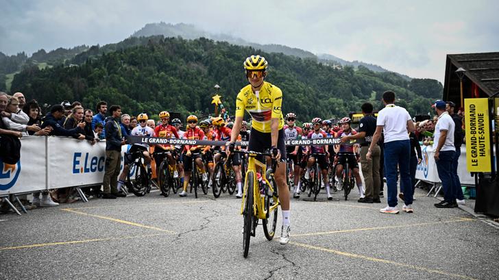 Antes de la salida del Tour de Francia femenino, Marion