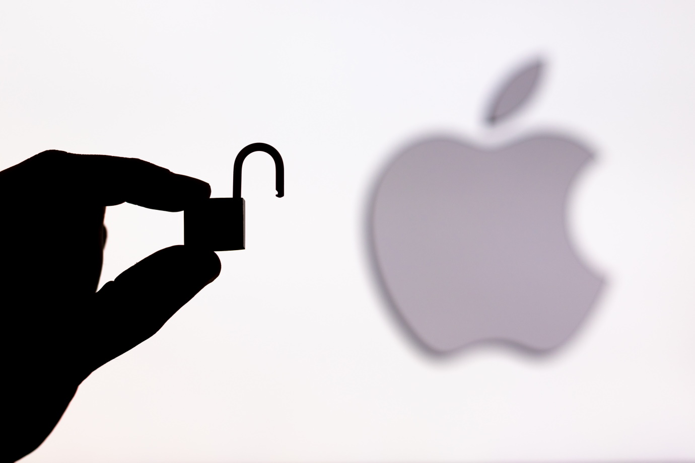 Apple cierra una brecha por poco.