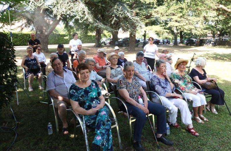 « Aquí, es el paraíso »: la residencia de autonomía