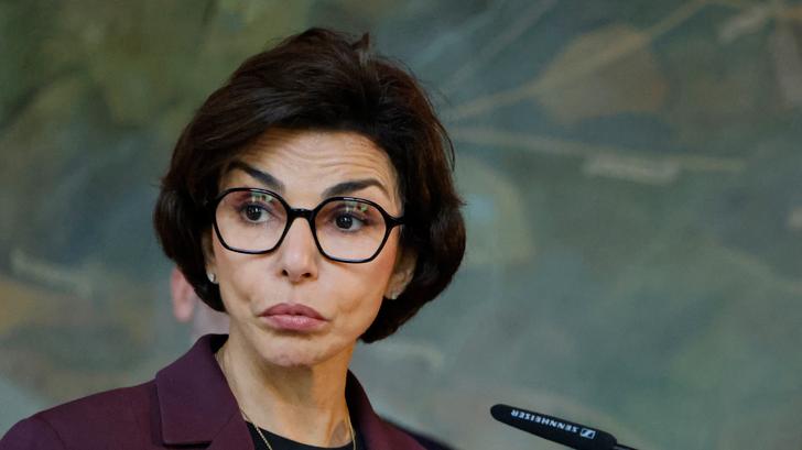 Atacada por su reforma, Rachida Dati apuesta por la carta