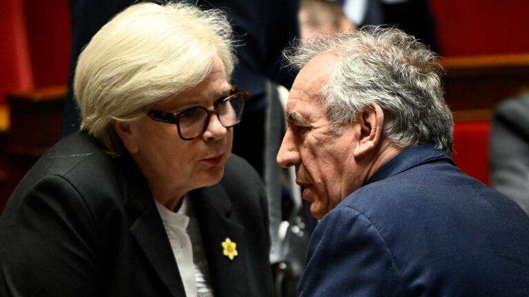 Bajas por enfermedad, afecciones de larga duración... La ministra de
