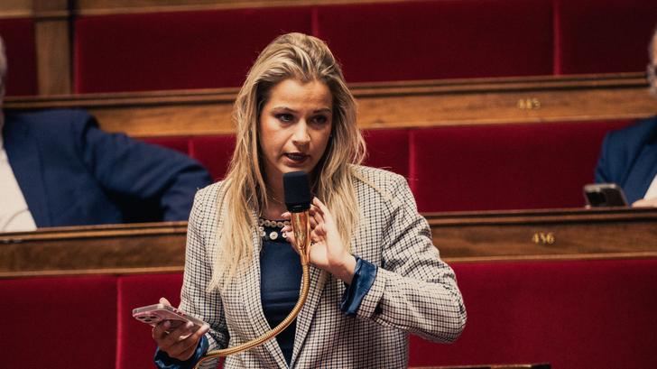 Céline Hervieu denuncia comentarios « manipulados » por la fachosfera.