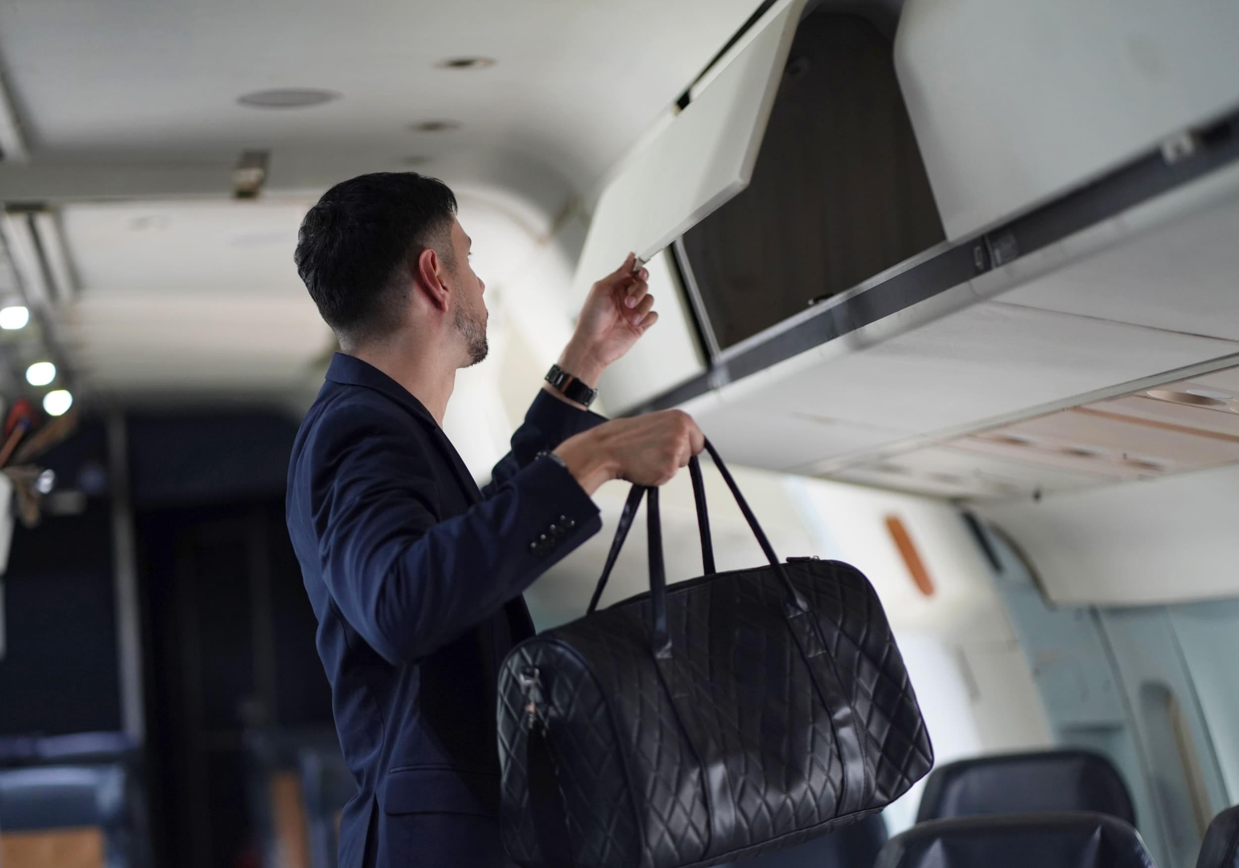 Cómo los gigantes del transporte aéreo planean hacerte pagar aún